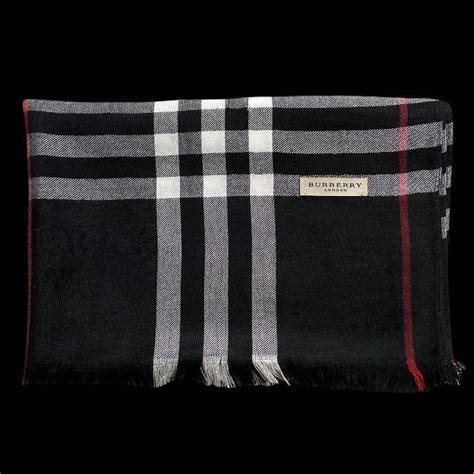 burberry authentic scarf.